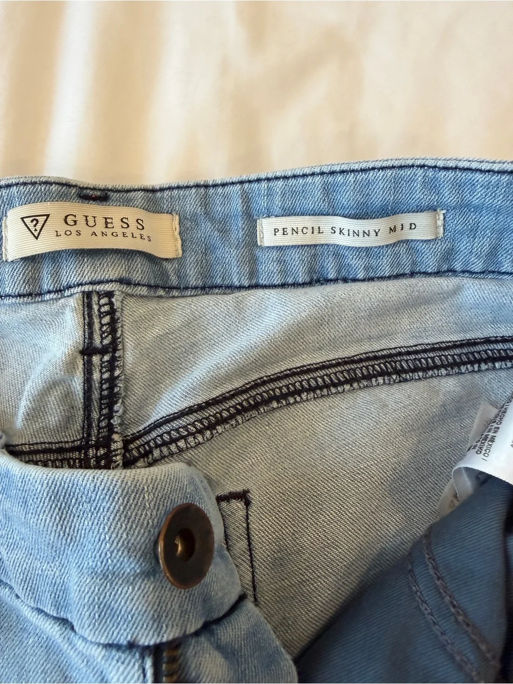 Guess Pencil Skinny Light Mid Jean Size 28